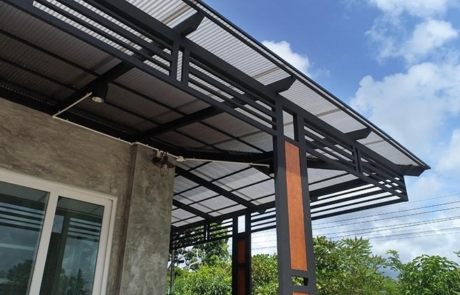 ภาพพื้นที่การใช้งานจริงของแผ่นโปร่งแสงมินิโกลด์